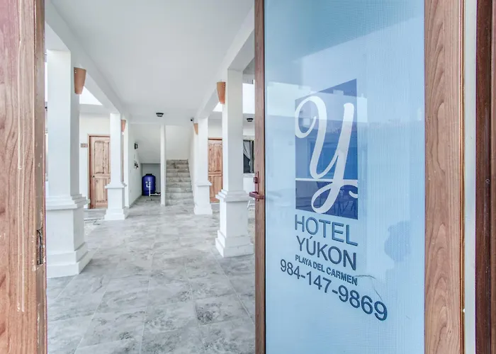 Capital O Yukon Playa del Carmen